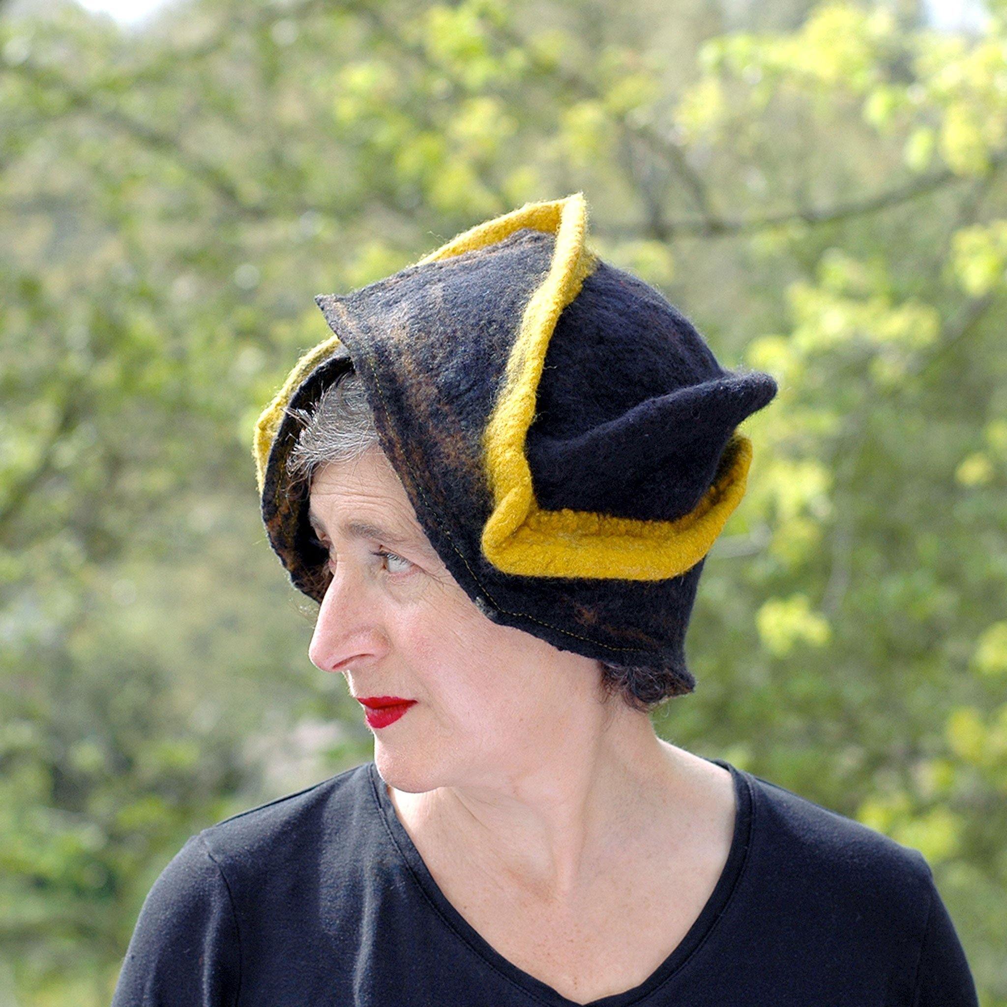 Black and Gold Wizard Hat for Pittsburgh or Hufflepuff Fans | FeltHappiness  Hats