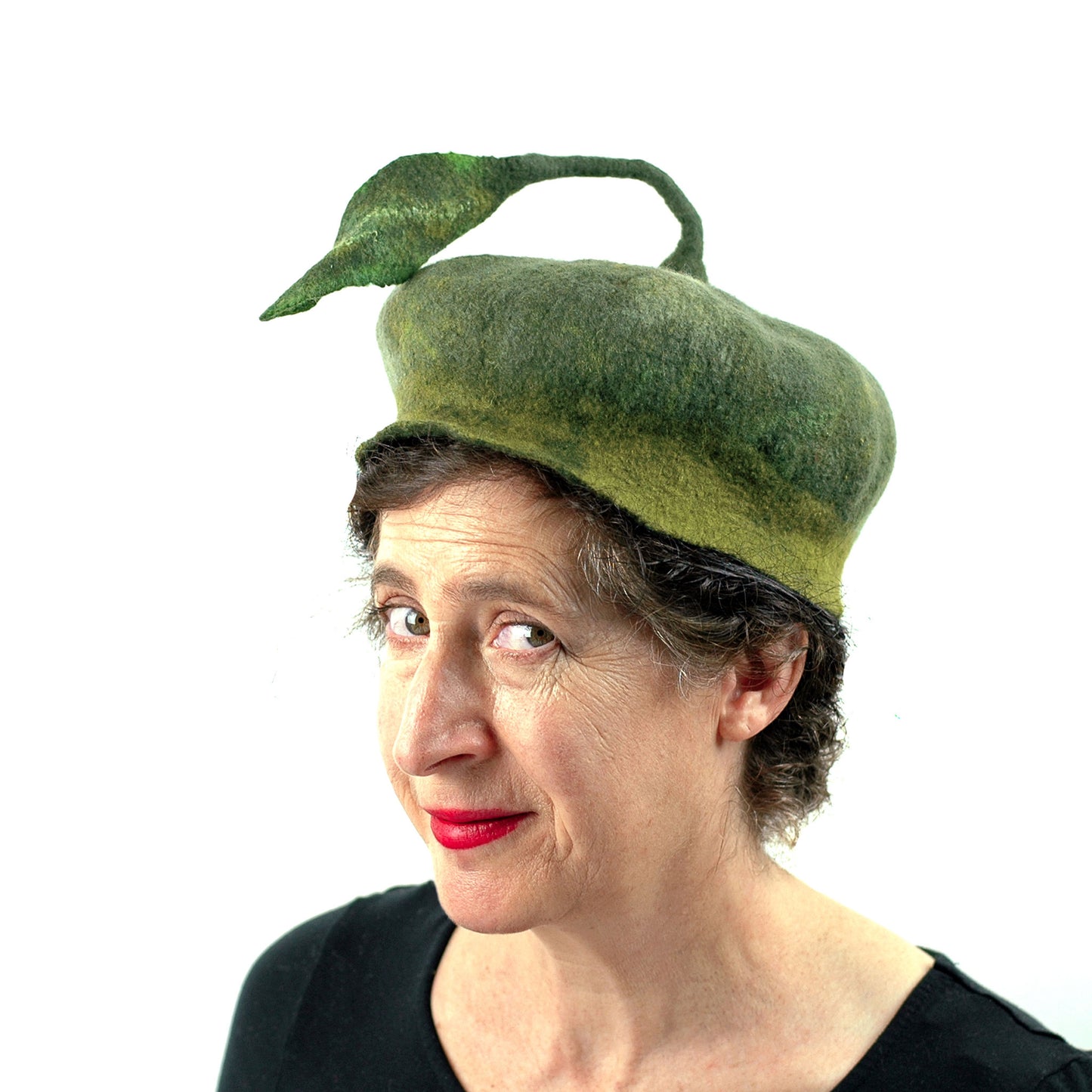Forest Green Beret with Leaf - three quarters view