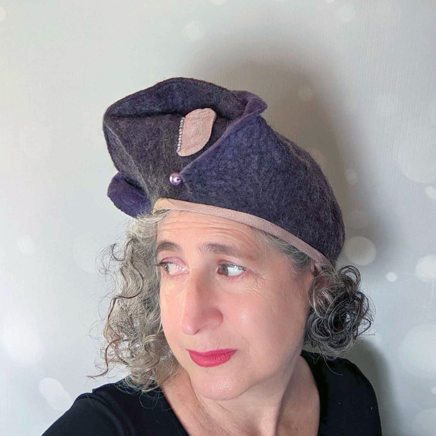 Purple Exclamation Mark Beret - threequartersview