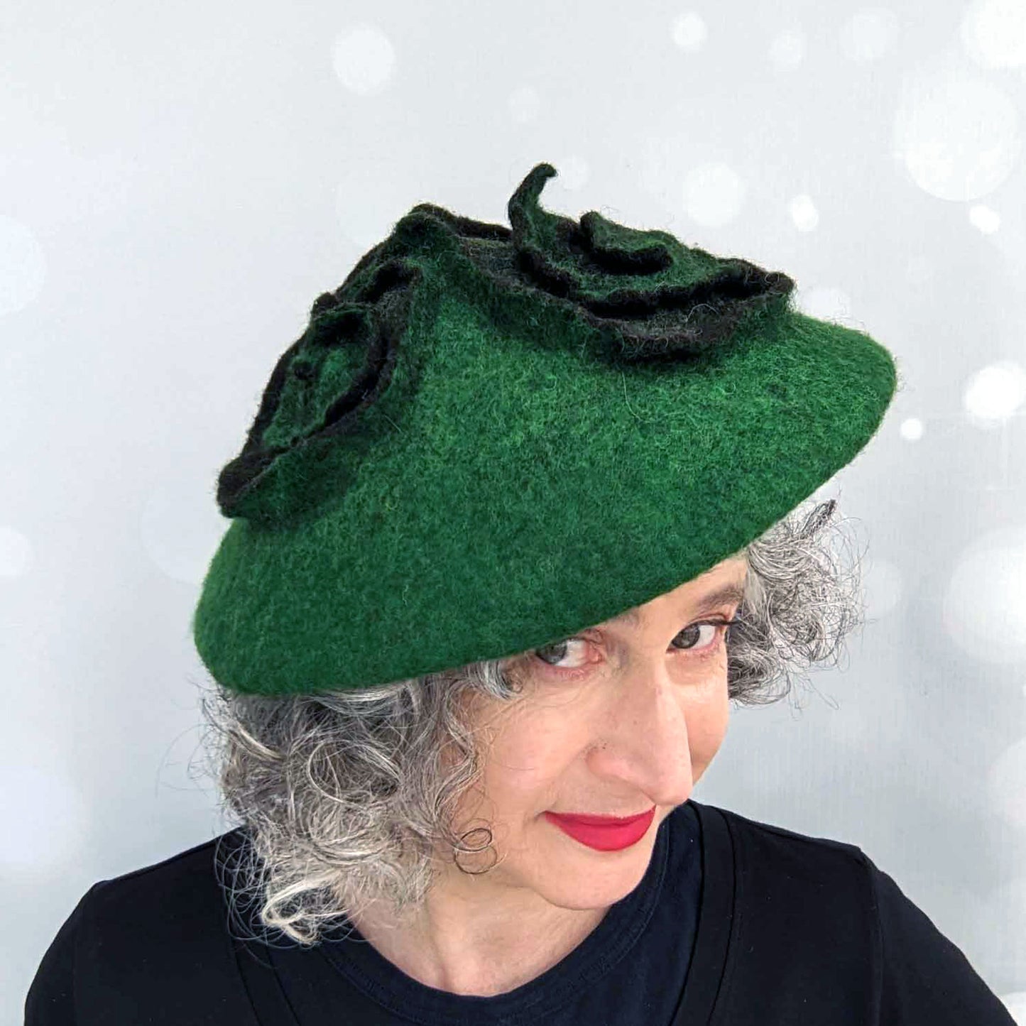 Emerald Green Irish Triskel Beret - three quarters view