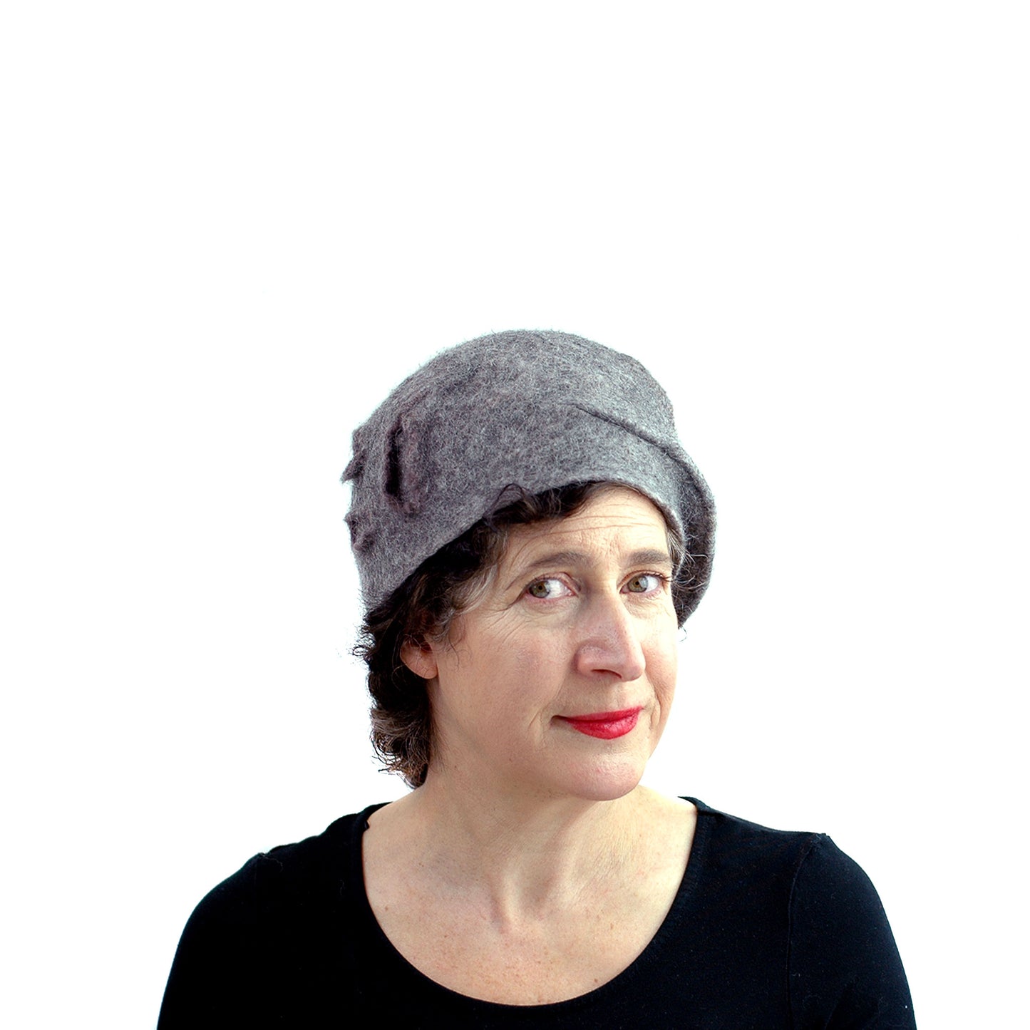 Simple Gray Gotland Wool Beret - front view 2