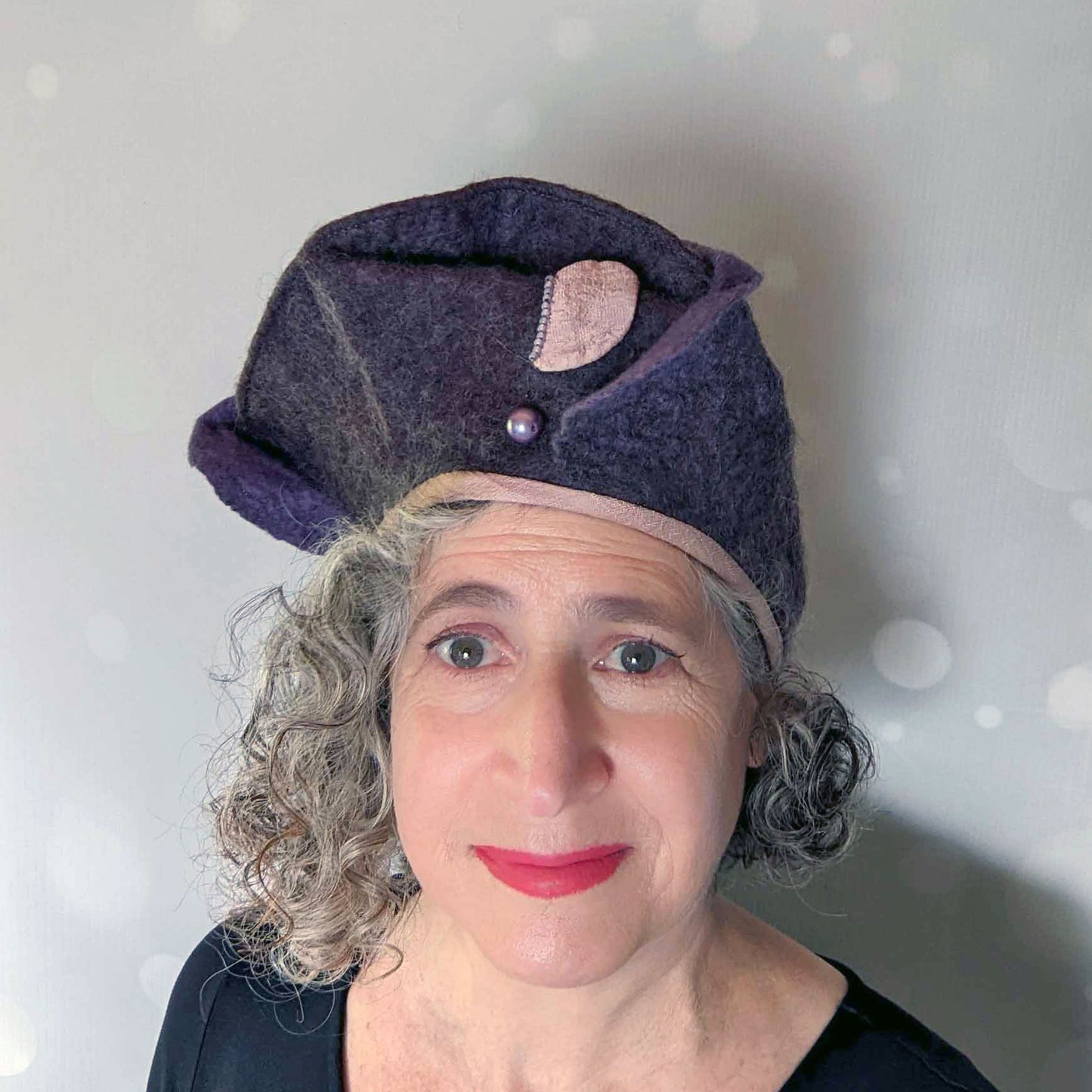 Purple Exclamation Mark Beret - frontview