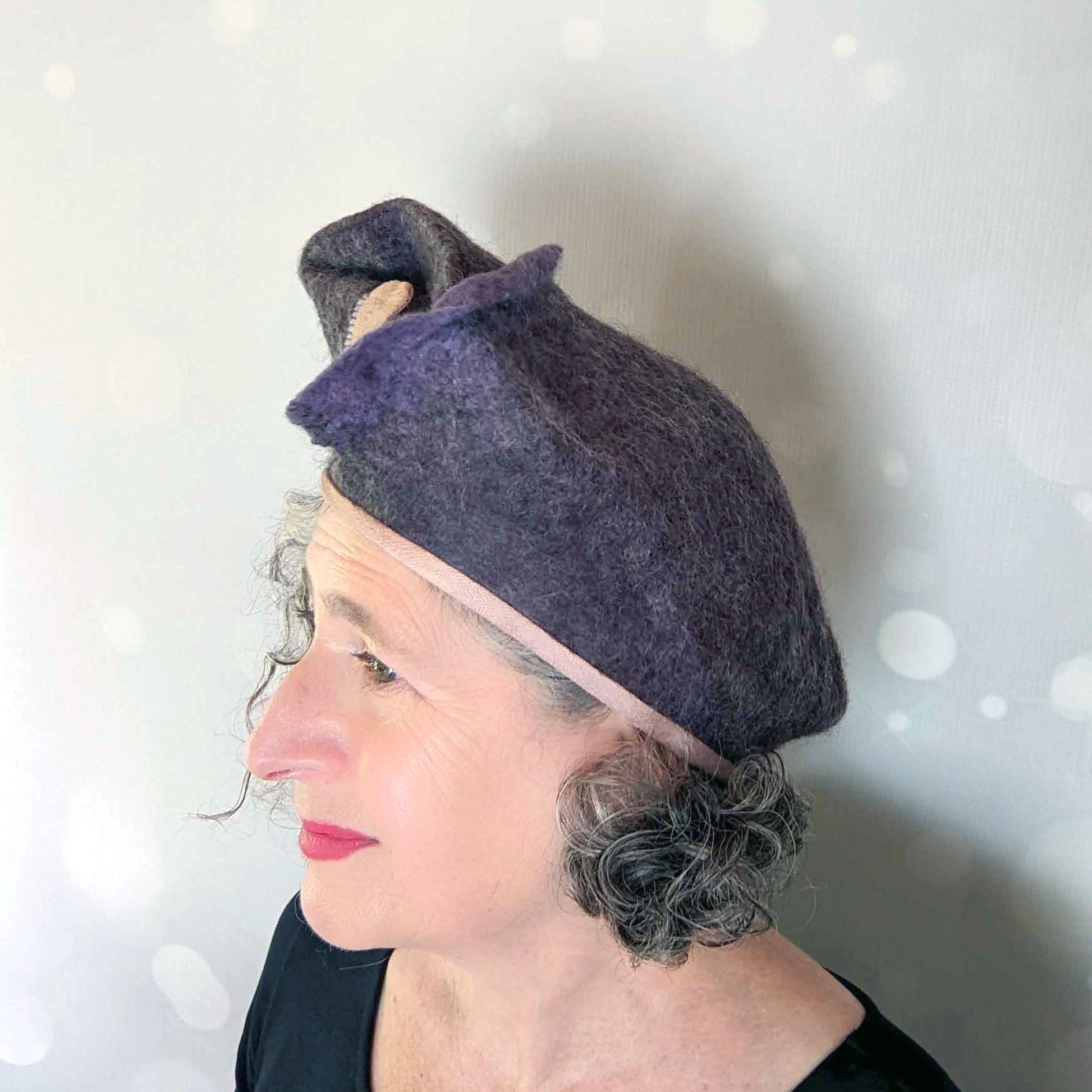 Purple Exclamation Mark Beret -sideview