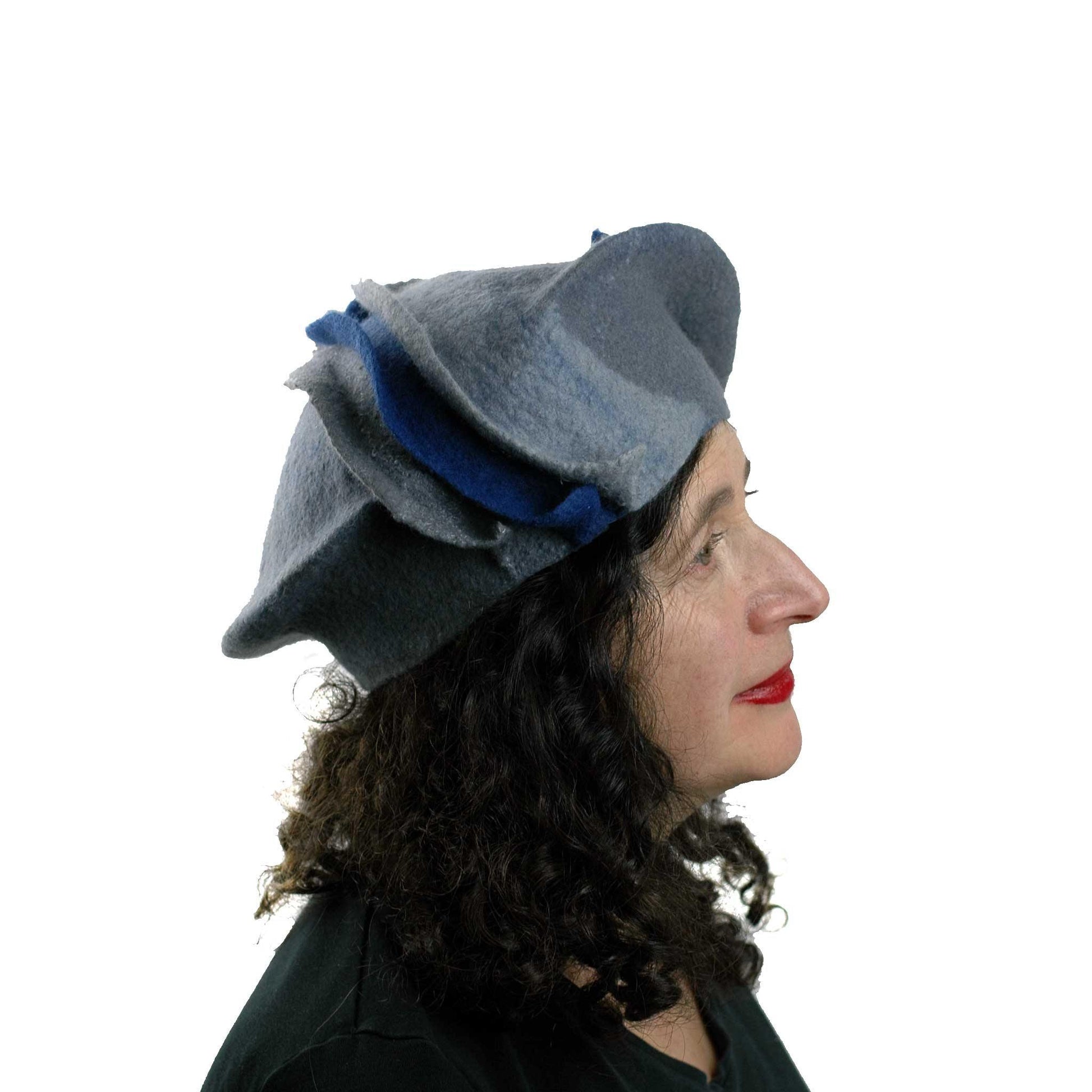 Sculptural Gray Beret with Navy Blue Wave -side view