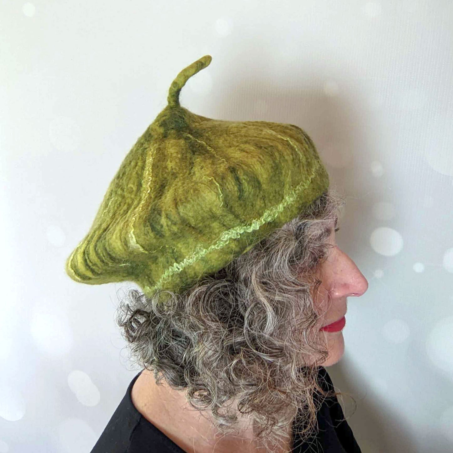 Small Sized Fig Hat in Green - sideview